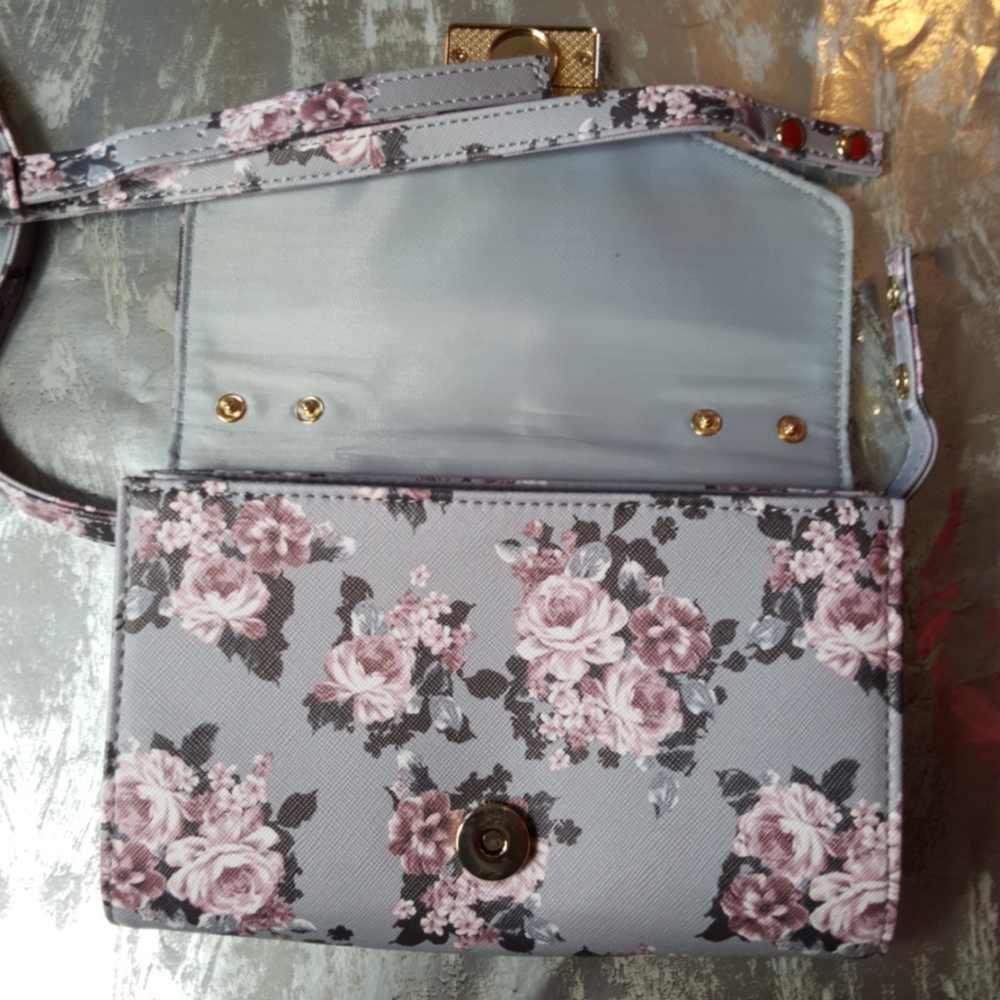 GUESS purple floral clutch/crossbody - Picture 6 of 9
